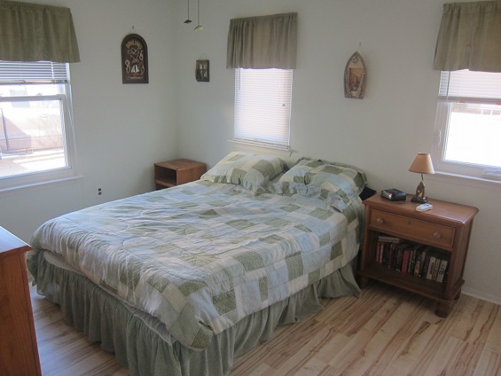 Downstairs Large Bedroom